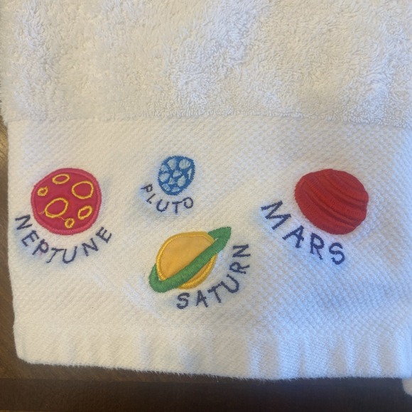 VTG 90s Planet Bath Towel Set of 2 Pluto Saturn Mars Neptune Space Whimsical - Picture 2 of 5